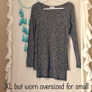 Long Sleeve Women’s crewneck